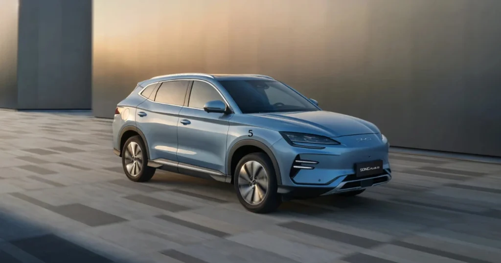 Электромобильдер 2026: BYD мен Tesla нарықты қалай өзгертіп жатыр